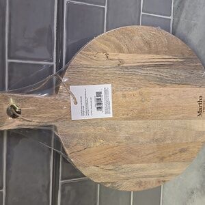 NEW MARTHA STEWART ROUND CHARCUTERIE SERVING BOARD